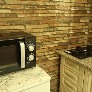 comfort-lux-apartment-in-tbilisi.alltbilisihotels.com/